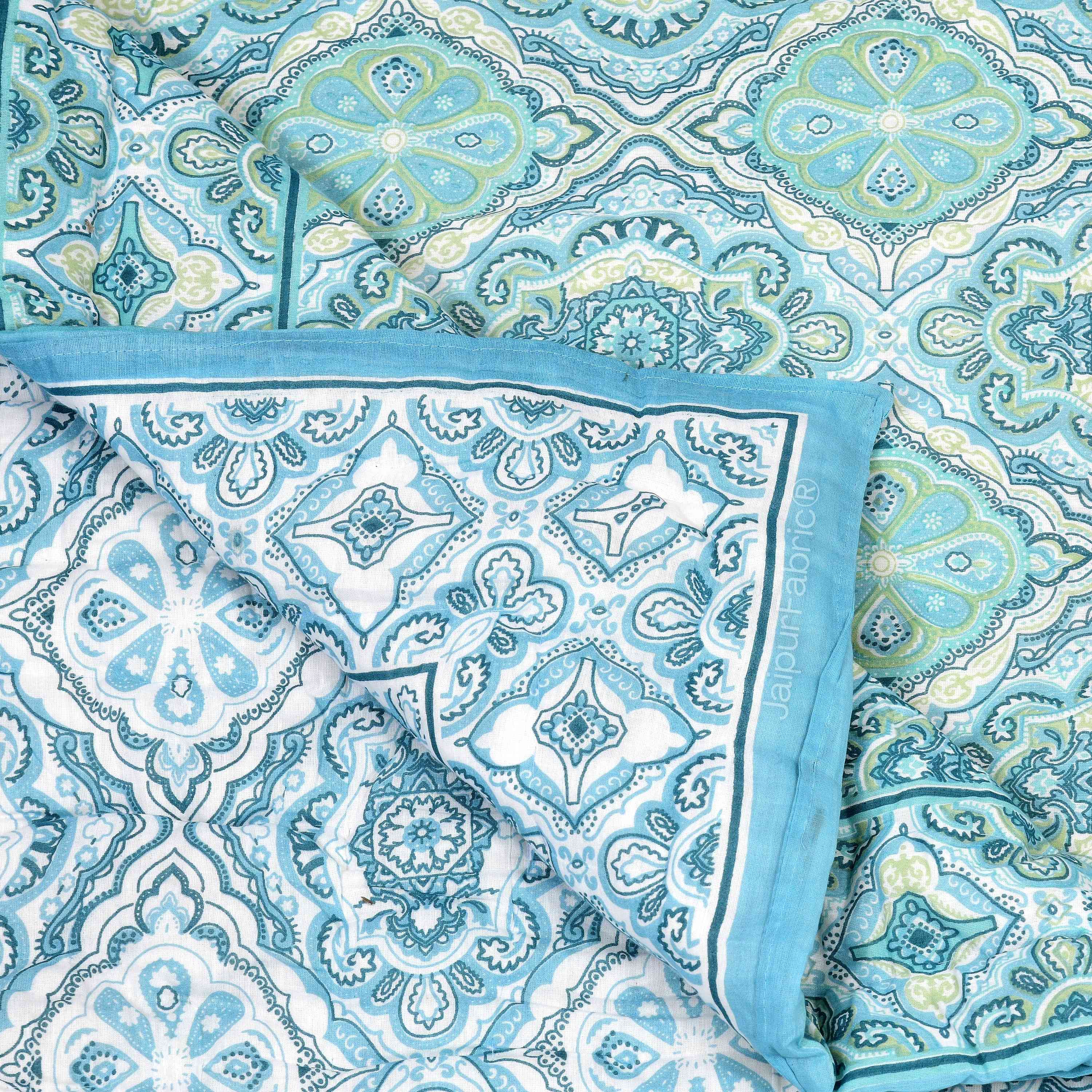 Reversible Quilt Rajai with Turquoise Medallion Dual-Design Print for Stylish Bedrooms