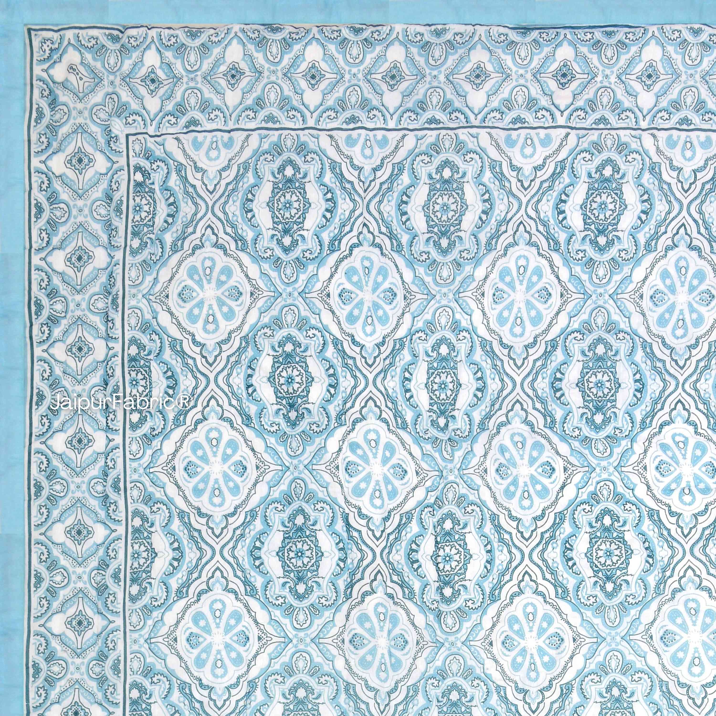 Reversible Quilt Rajai with Turquoise Medallion Dual-Design Print for Stylish Bedrooms