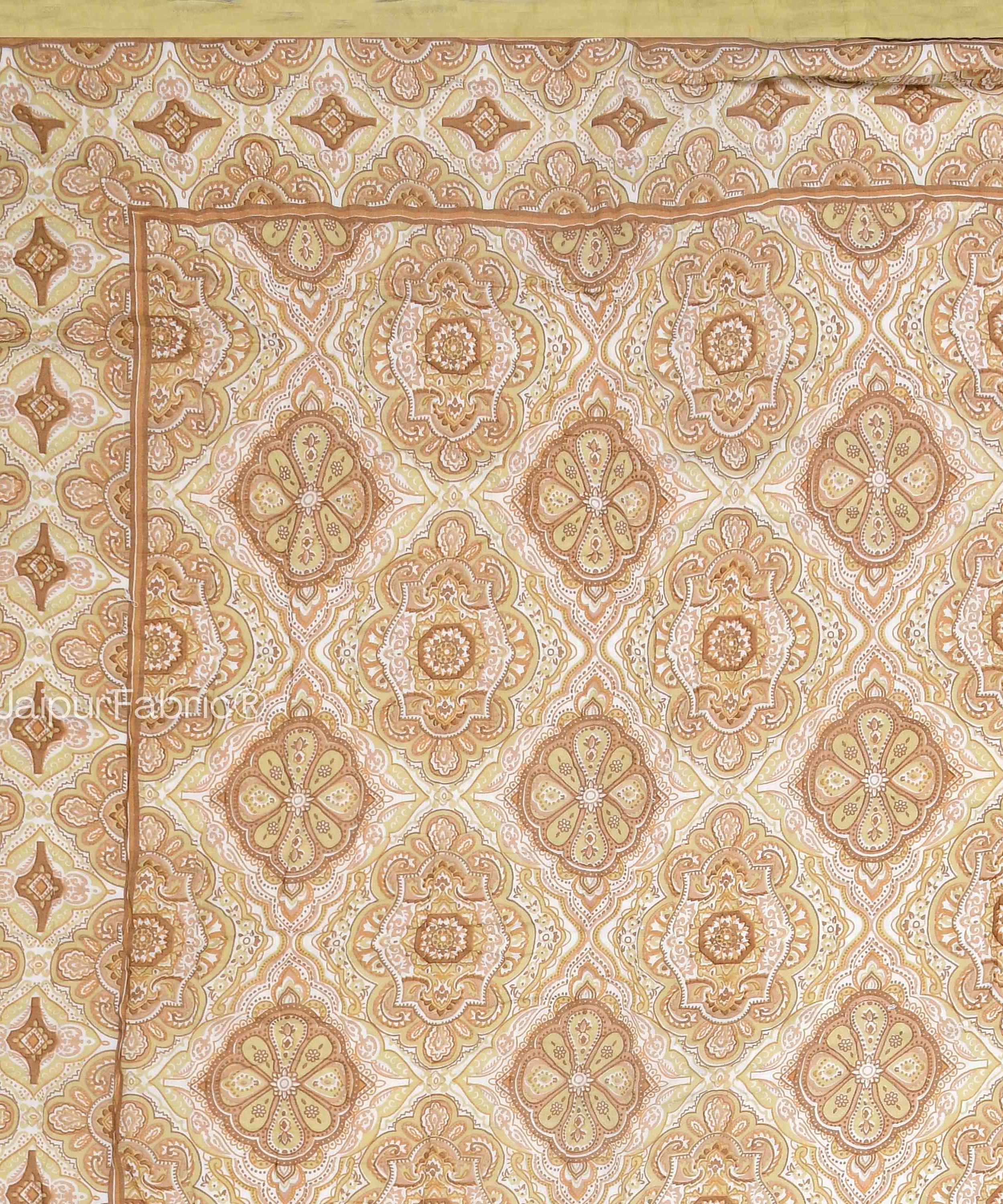 Reversible Quilt Rajai with Golden Corn Dual-Design Print for Stylish Bedrooms