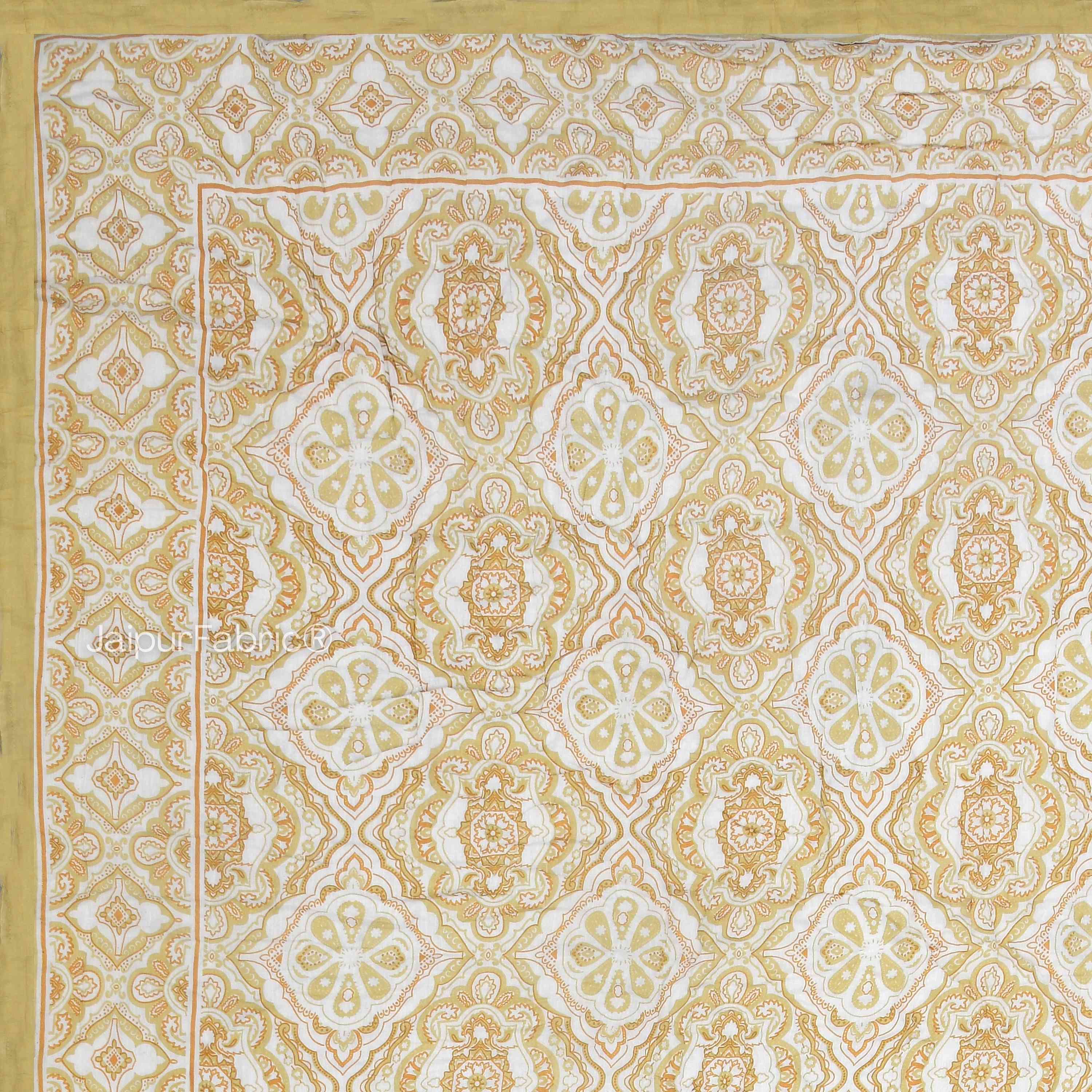 Reversible Quilt Rajai with Golden Corn Dual-Design Print for Stylish Bedrooms