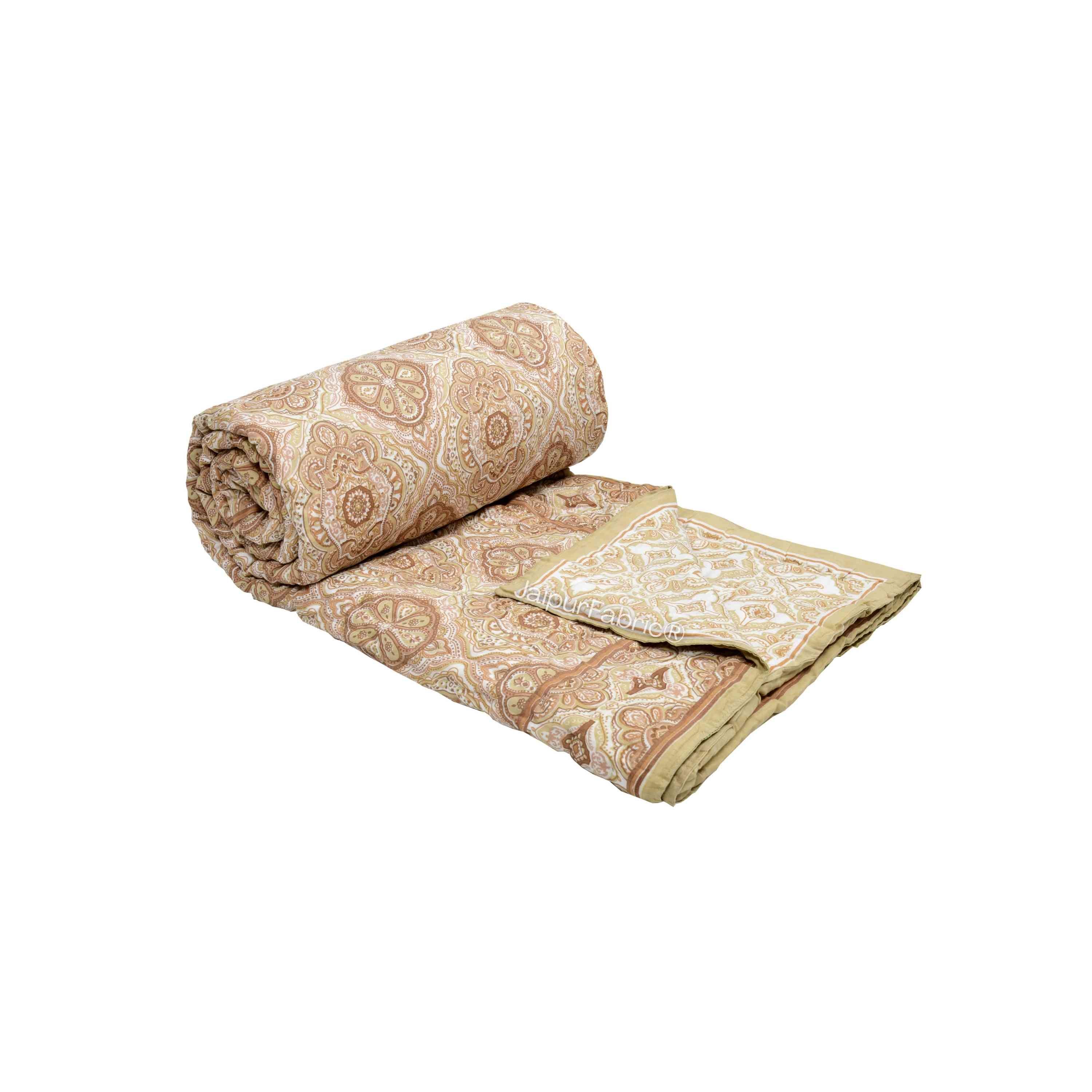 Reversible Quilt Rajai with Golden Corn Dual-Design Print for Stylish Bedrooms