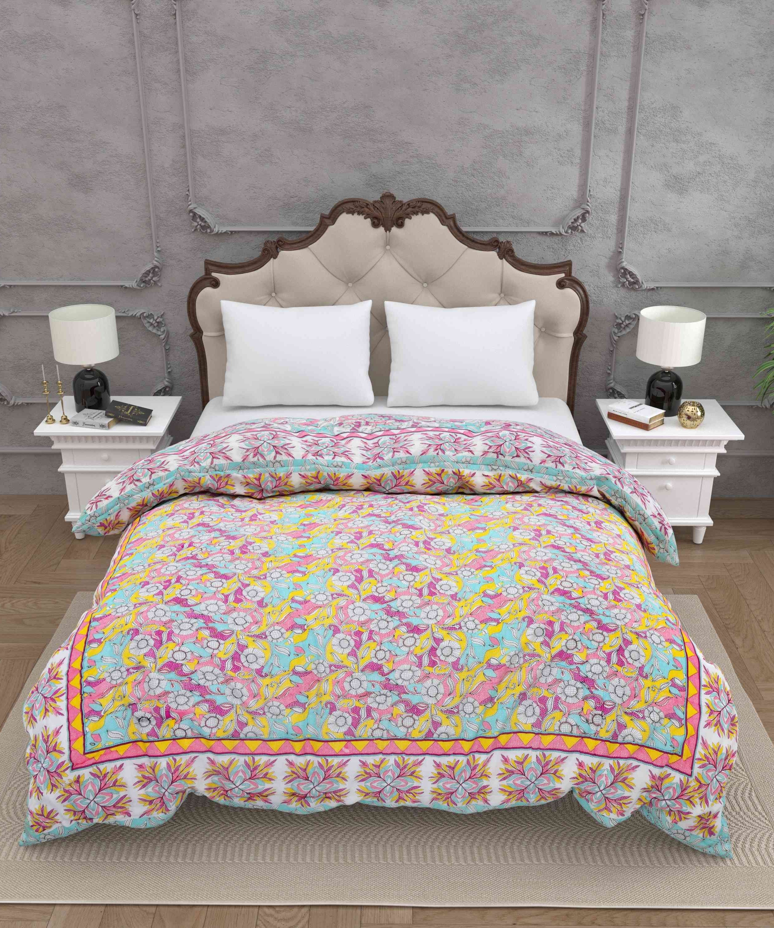 Tropical Dreamscape Colorful Lush Floral Patterns Reversible Quilt Double Bed Rajai