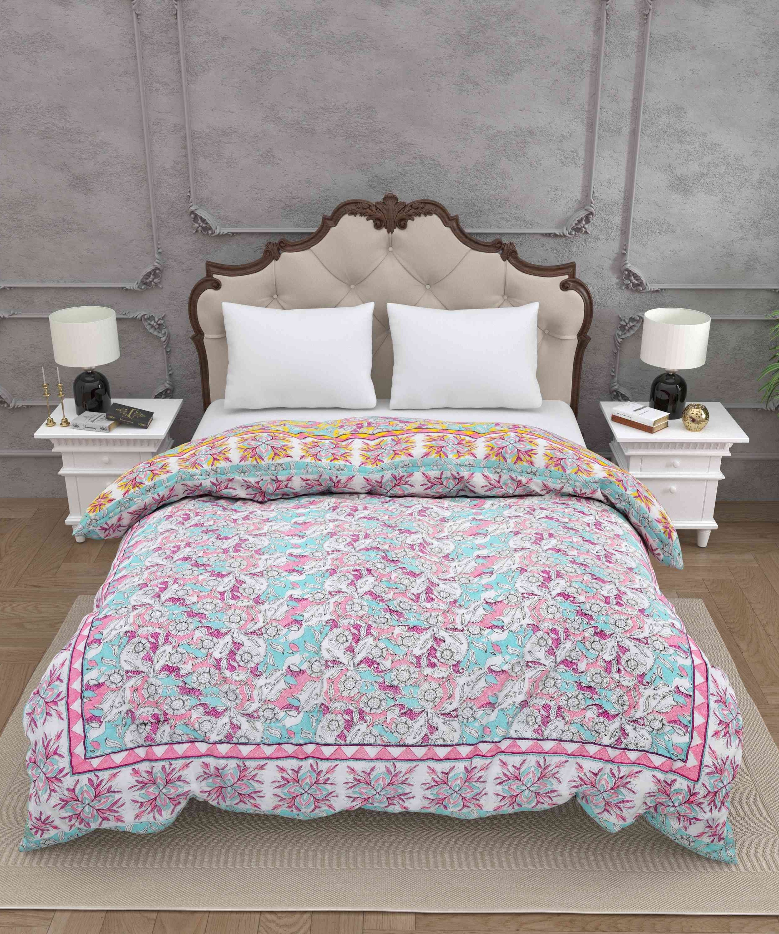 Tropical Dreamscape Colorful Lush Floral Patterns Reversible Quilt Double Bed Rajai