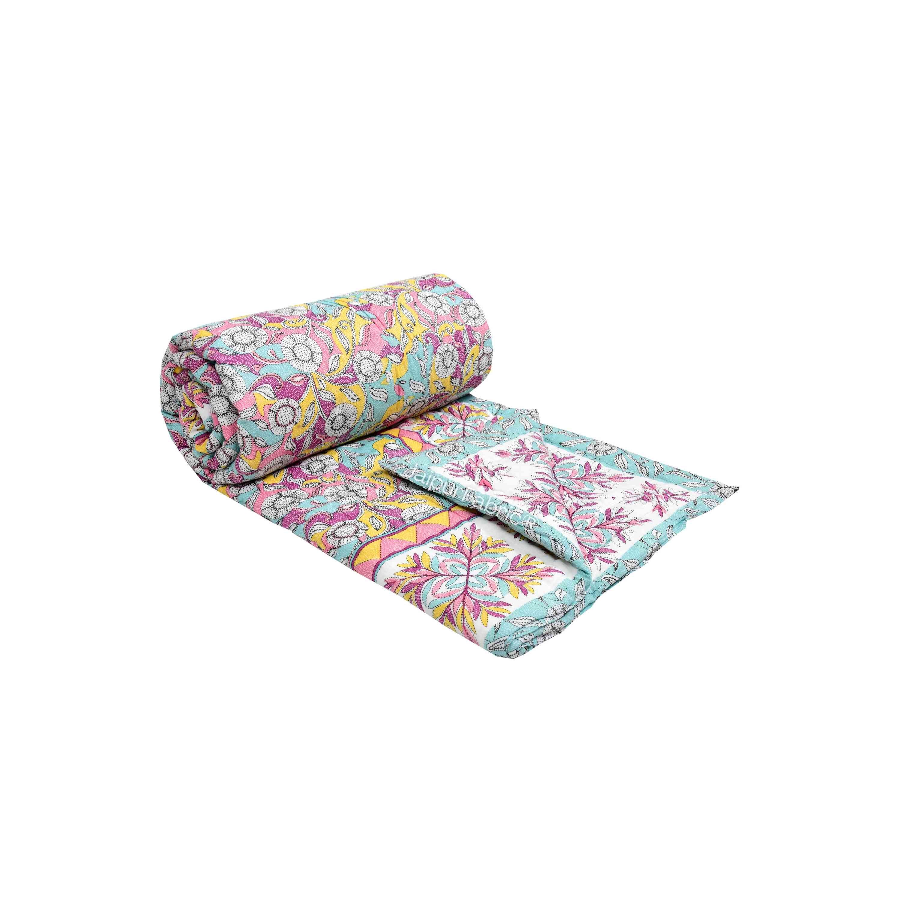 Tropical Dreamscape Colorful Lush Floral Patterns Reversible Quilt Double Bed Rajai