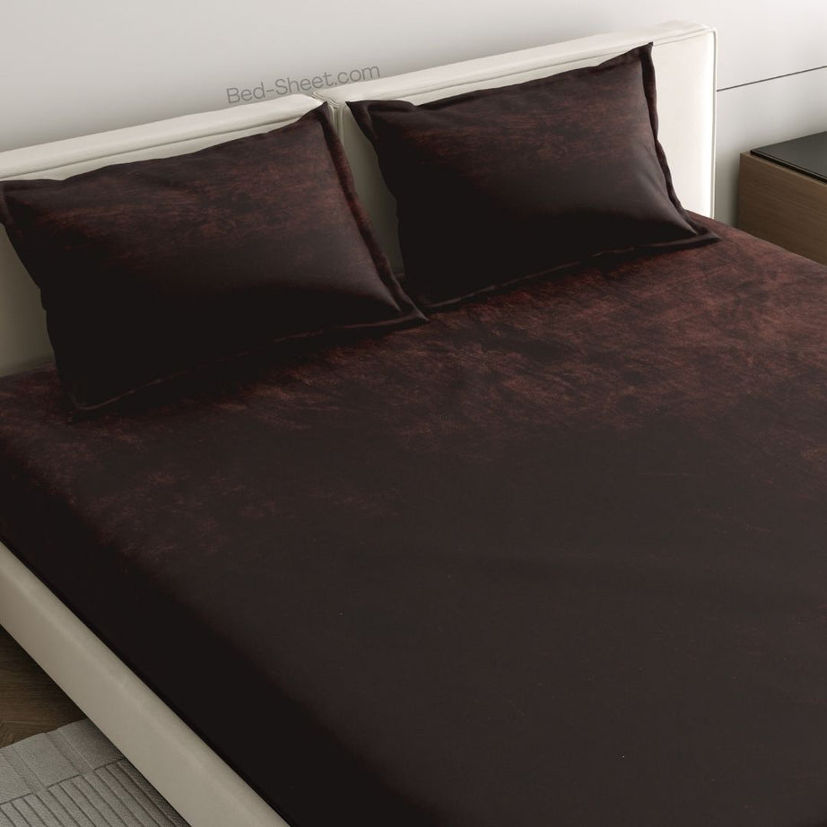 Coffee Brown Classic Soft Velvet Double Bedsheet with Pillow Covers