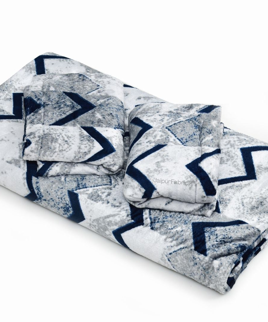 Bold Blue Zigzag Super Soft Velvet Double Bedsheet