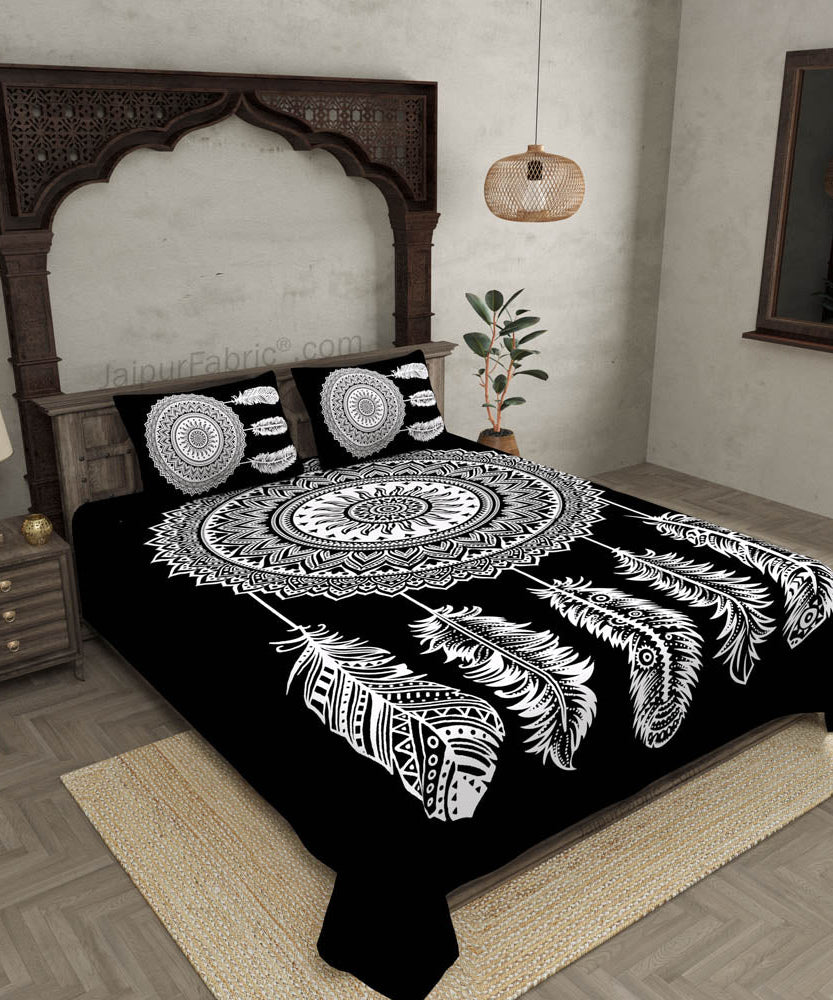 Big Feather Print Black & White Bedsheet