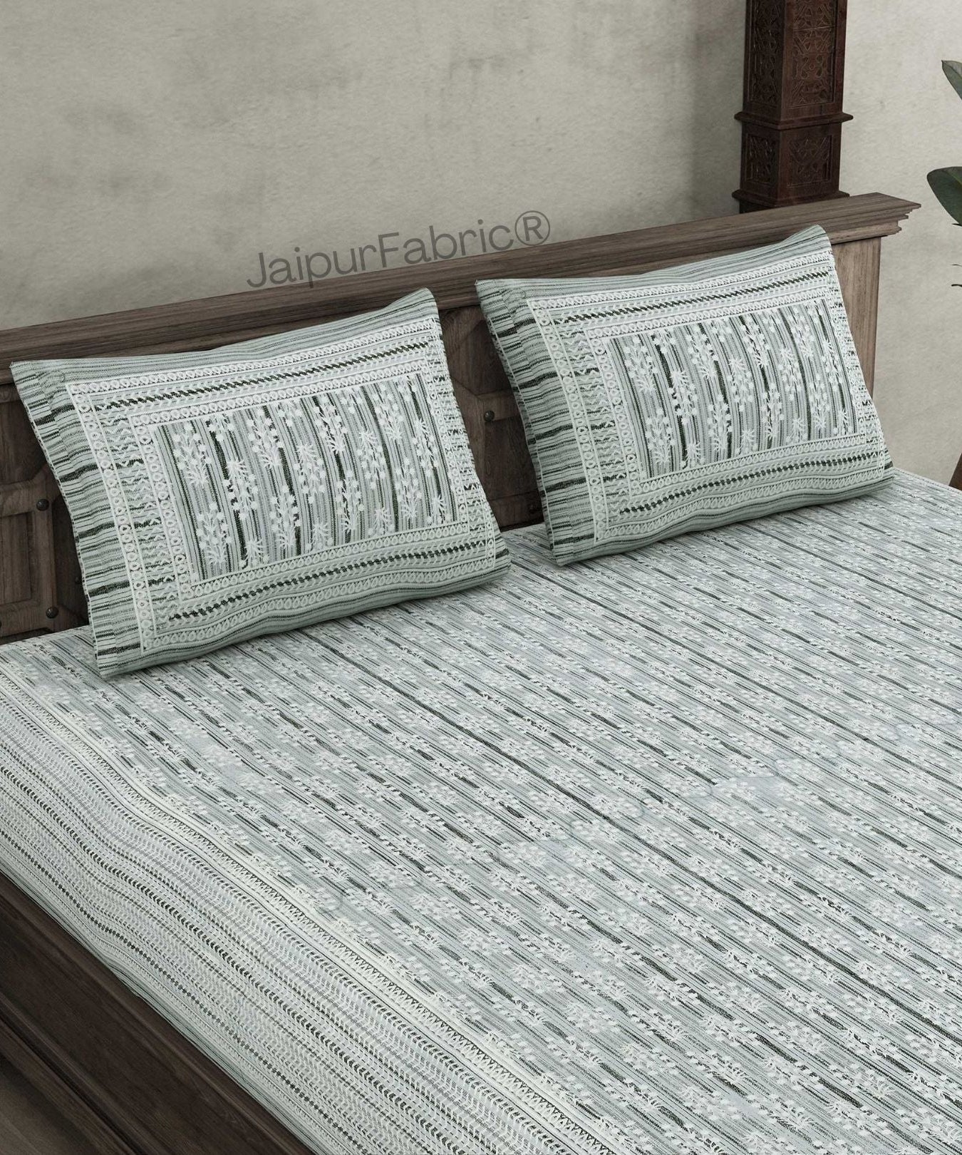 Verdant Wizard Green Pure Cotton Double Bedsheet