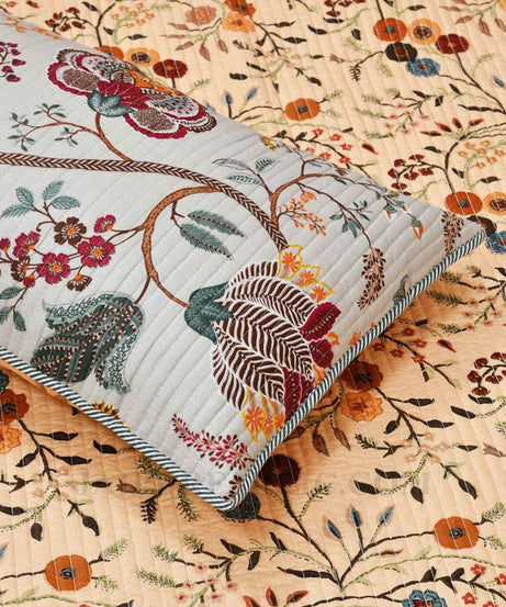 Tuned to Tradition Pure Cotton Reversible Quilted Bedcover with Pillowcases