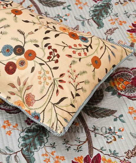 Tuned to Tradition Pure Cotton Reversible Quilted Bedcover with Pillowcases