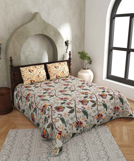 Tuned to Tradition Pure Cotton Reversible Quilted Bedcover with Pillowcases
