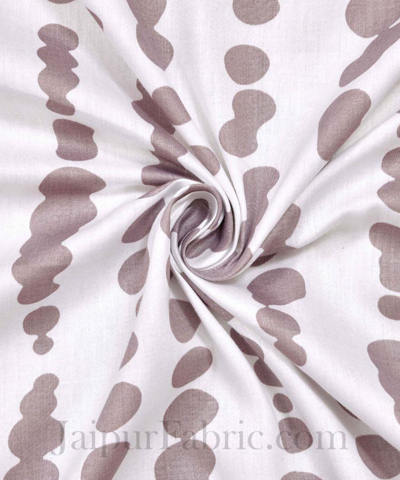 Scattered Pebbles White Grey King Size Double Bedsheet