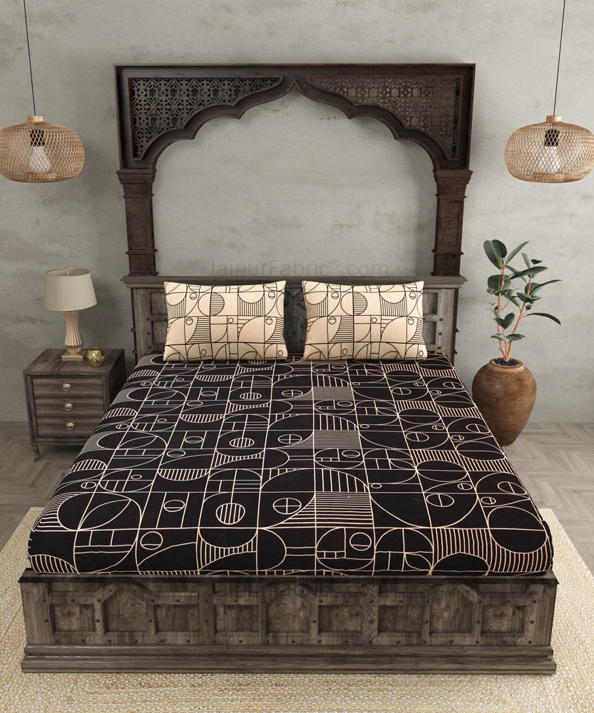 Sneaky Shell Black King Size Bedsheet
