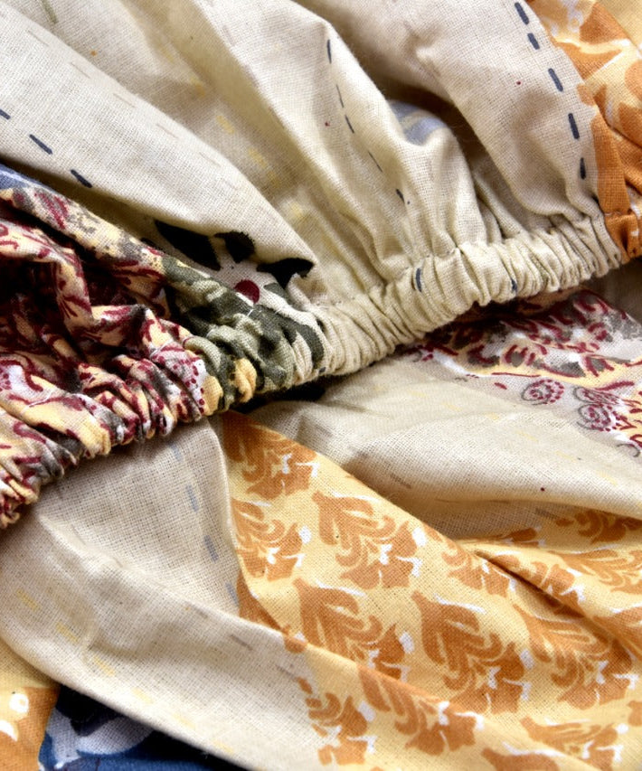 Barmeri Charm – Fitted Double Bedsheet with Pillow Covers